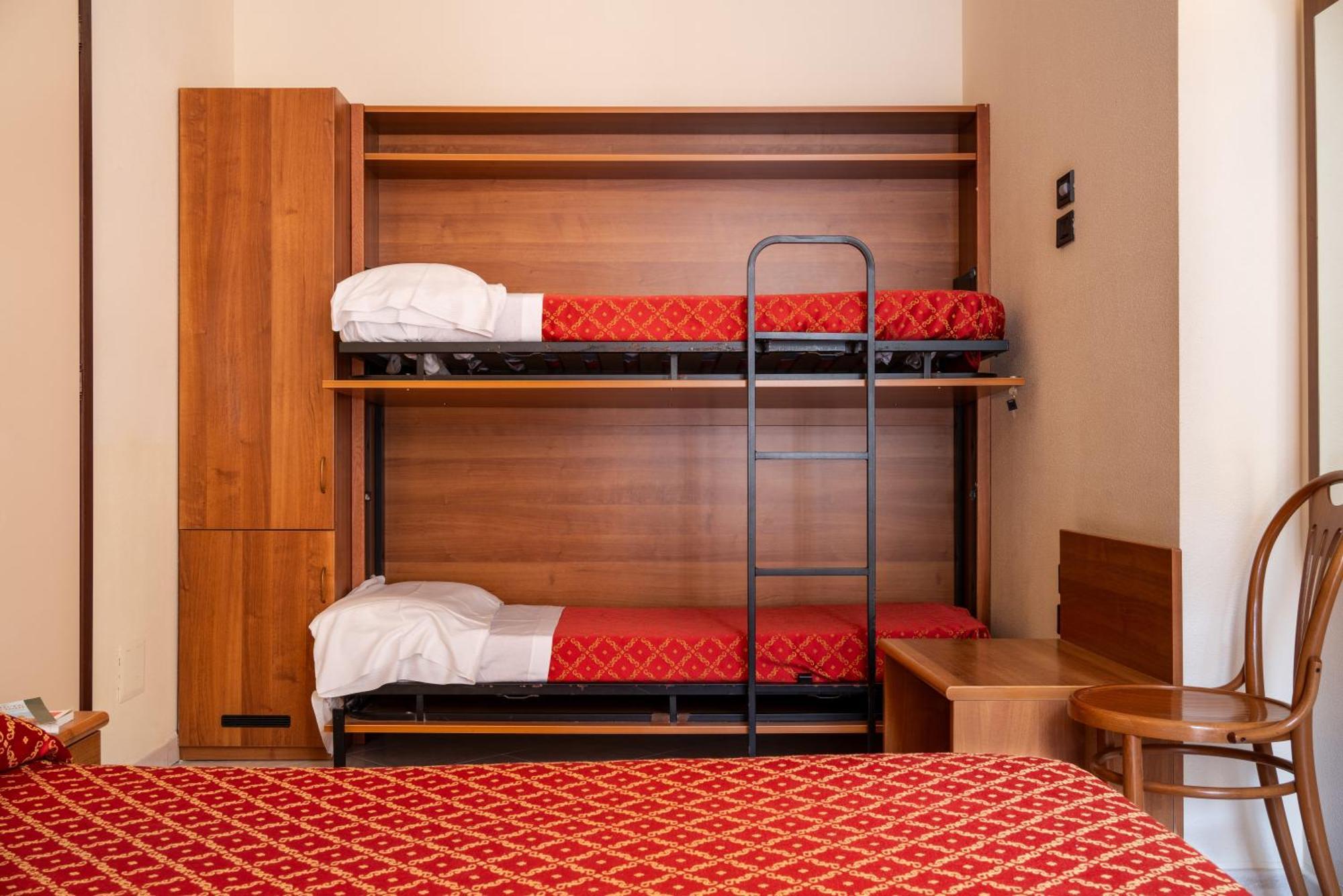 פינאלה ליגורה Hotel Careni Villa Italia מראה חיצוני תמונה