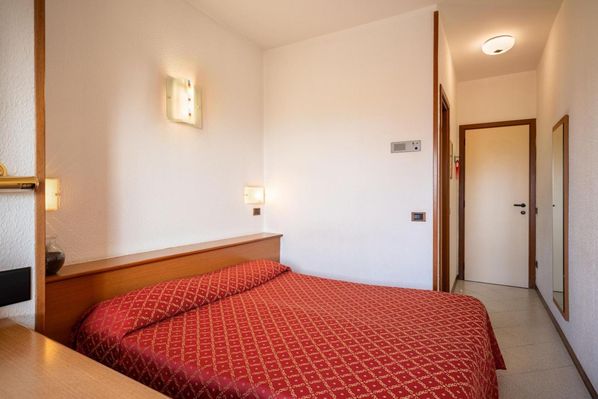 פינאלה ליגורה Hotel Careni Villa Italia מראה חיצוני תמונה