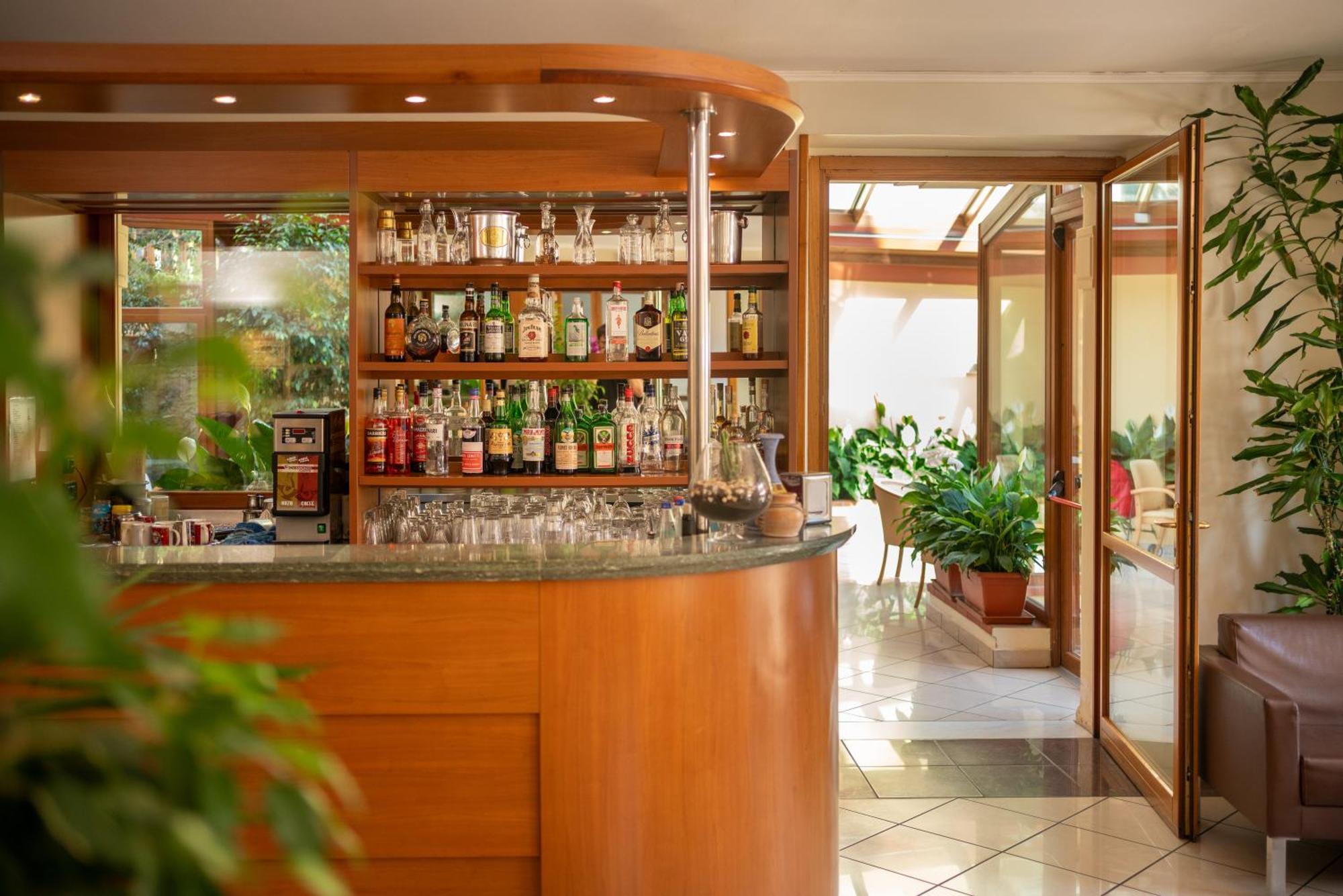 פינאלה ליגורה Hotel Careni Villa Italia מראה חיצוני תמונה