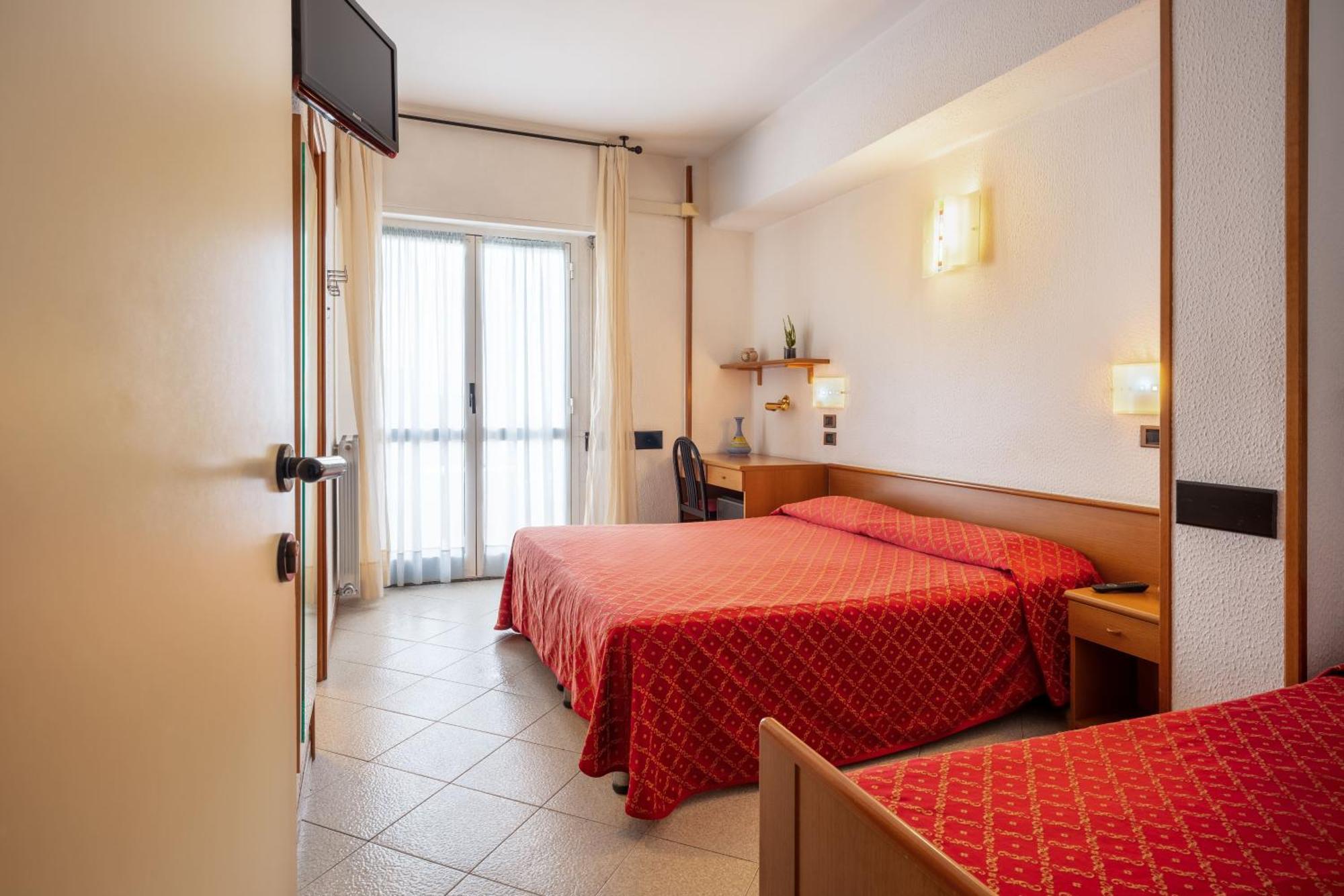 פינאלה ליגורה Hotel Careni Villa Italia מראה חיצוני תמונה
