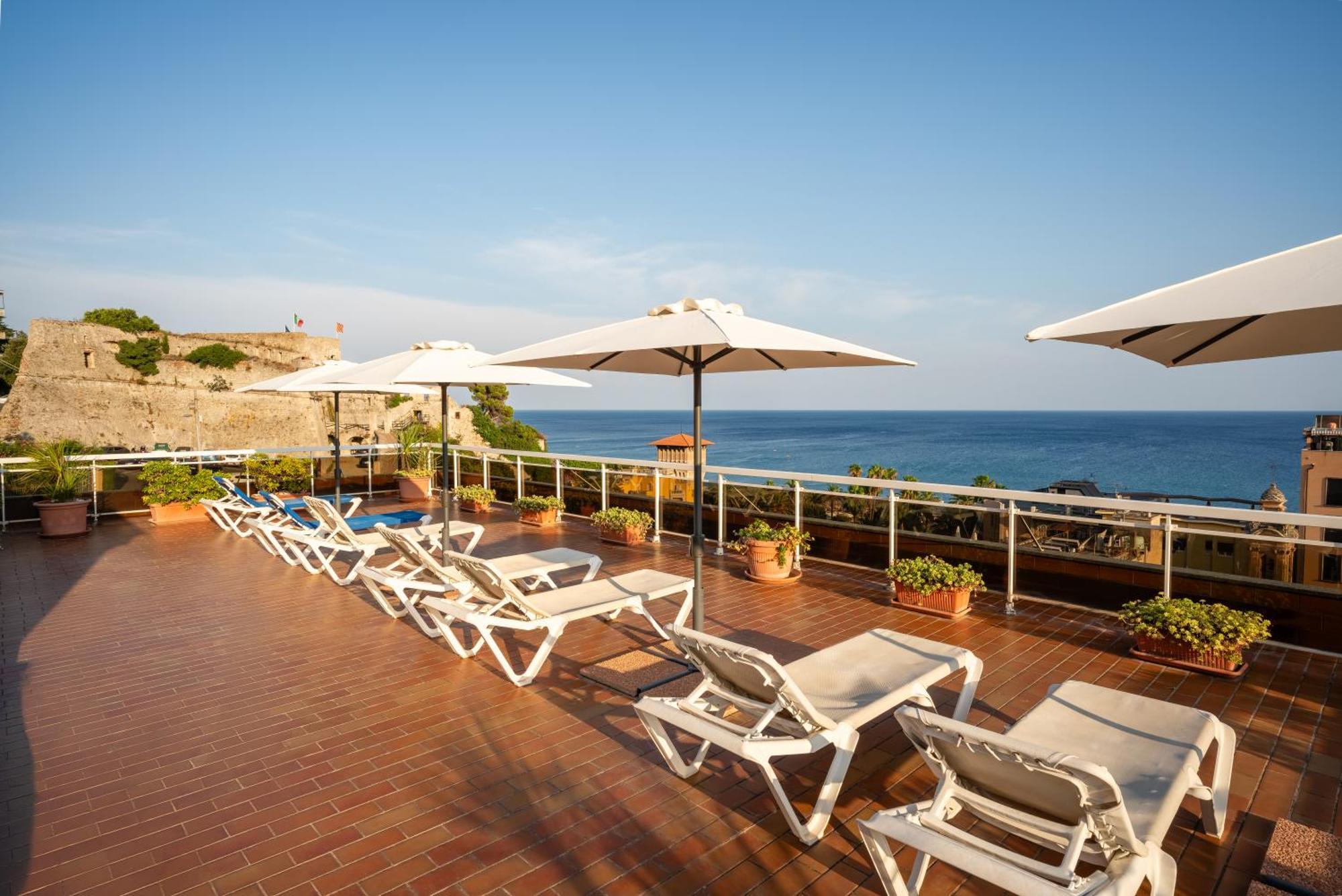 פינאלה ליגורה Hotel Careni Villa Italia מראה חיצוני תמונה
